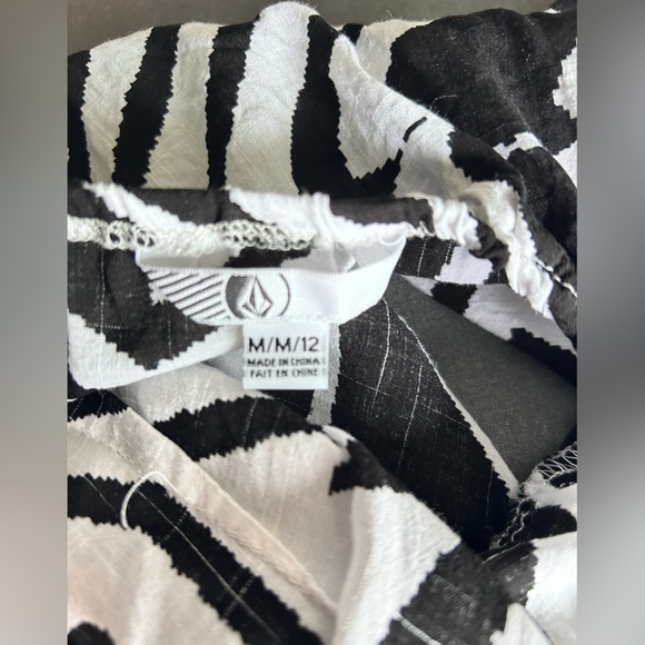 Volcom Tank Top - Picture 4 of 4